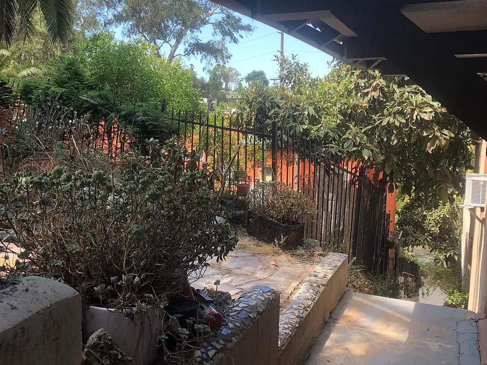 832 Laguna Ave #3