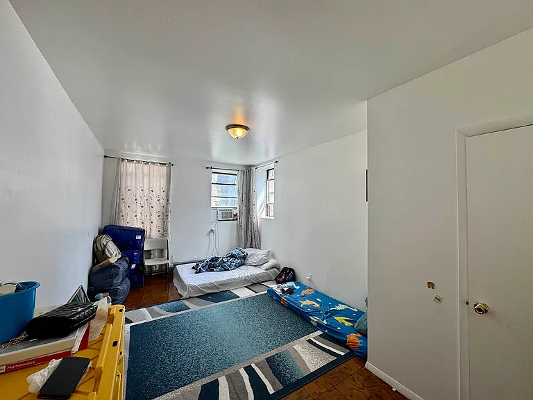 301 E 110th St #4C — Photo 9