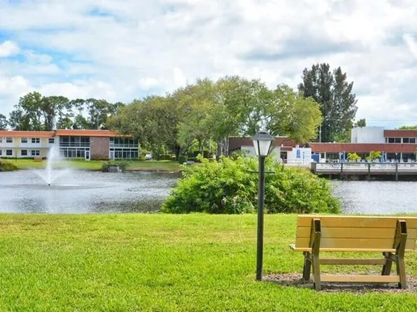 1225 NW 21ST Street #3-311, Stuart, FL 34994