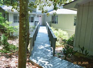 112 Choctaw Dr, Eufaula, AL 36027