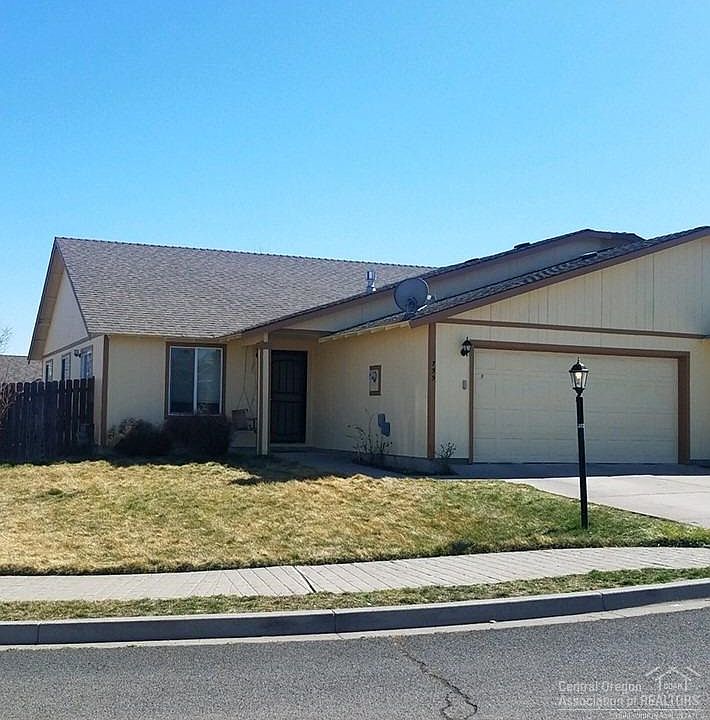 1st image of 799 SE Kierra Pl