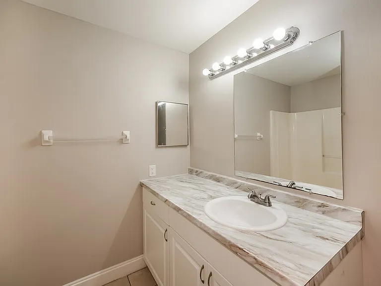 719 Rue Labeau Cir — Photo 12