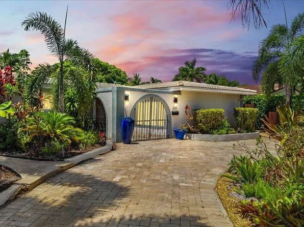 2137 NE 17TH Avenue, Wilton Manors, FL 33305