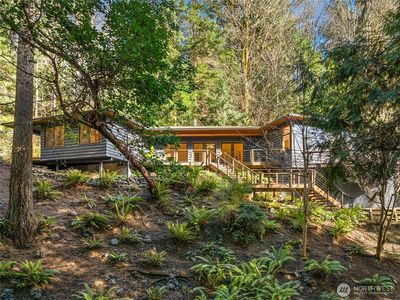 5384 Crystal Springs Drive NE, Bainbridge Island, WA, 98110