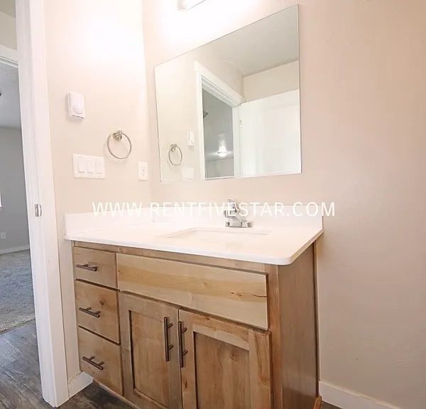 431 McKinley Ave #3B — Photo 10