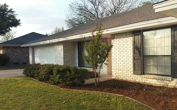 2nd image of 4040 Alava Dr