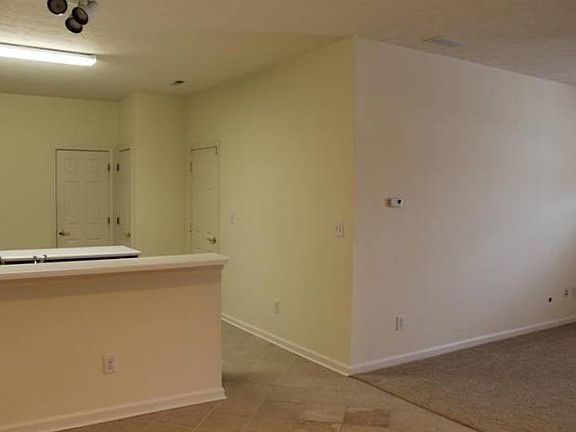 Dining Area to Kitchen