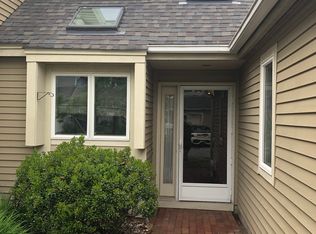 120 Courtyard Ln #120, Storrs Mansfield, CT 06268