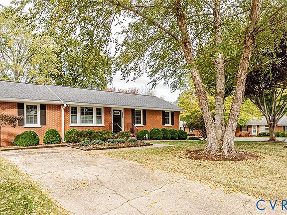 3rd image of 2216 Cool Brook Dr