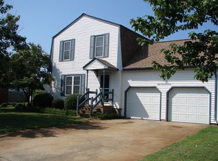 820 Erik Paul Dr, Chesapeake, VA 23322