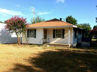223 W Boomer St, Lexington, OK 73051