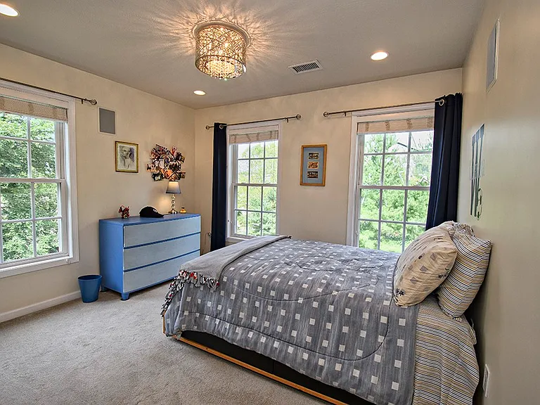 134 Chapel Harbor Dr — Photo 22