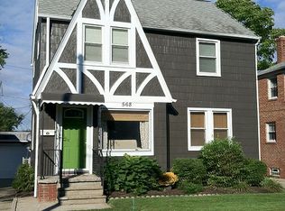 568 Darlington Rd, Bedford, OH 44146