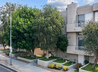 4434 Moorpark Way #101, Toluca Lake, CA 91602