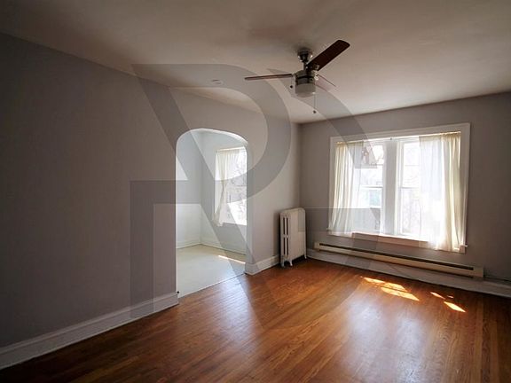 2nd image of 2129 N Dayton St #2129307