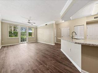 9905 Baywinds Dr APT 2104, West Palm Beach, FL 33411