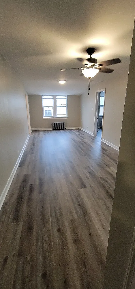 1 bed, 700 sqft, $995 — Photo 4