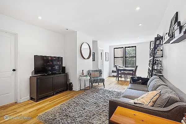 1st image of 140 7th Ave APT 6A