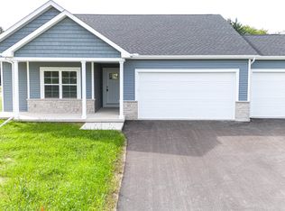 405 Ridge Ct, Orfordville, WI 53576