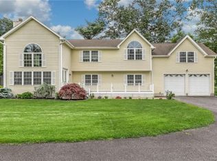 11 Polo Ct, Suffern, NY 10901