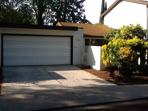 1st image of 2744 Barcelona Dr