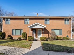 42127 Toddmark Ln, Clinton Township, MI 48038