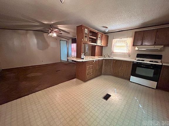 5th image of 115 Cheryl Ln