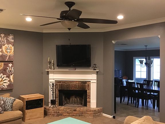 2nd image of 1203 Lee Dr