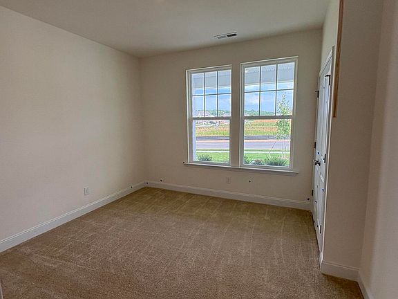 3rd image of 30 Little Branch Dr
