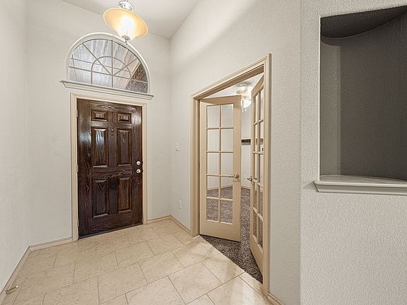 4th image of 10424 Merced Lake Rd