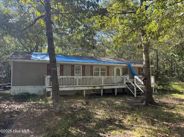 2271 Bob White Road SW, Supply, NC 28462