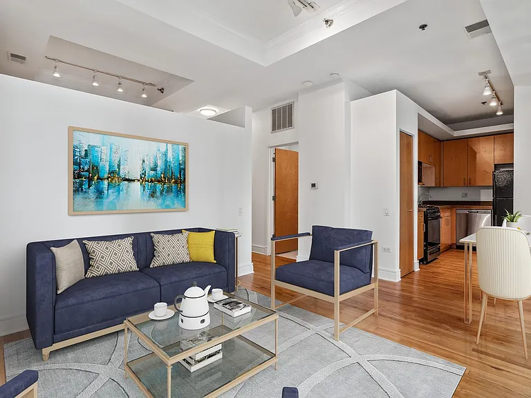 212 W Washington St #1613 — Photo 6