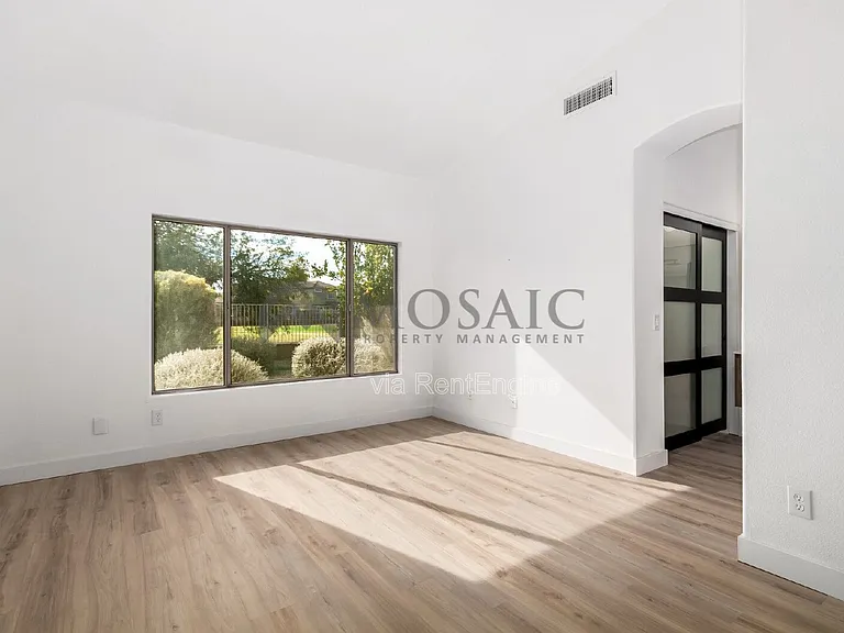 1567 E Black Diamond Dr — Photo 29