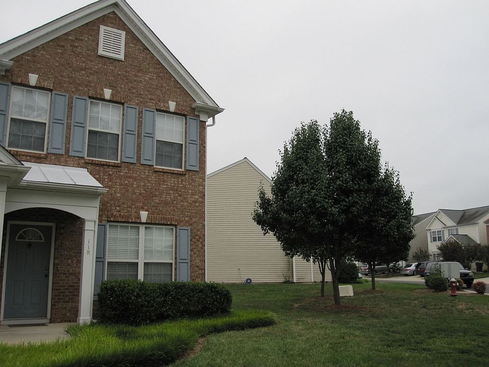 2nd image of 118 Chinabrook Ct