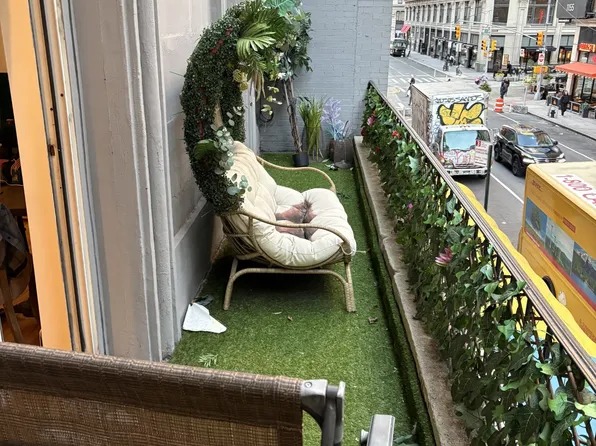 29 West 27th Street image 3 of 7