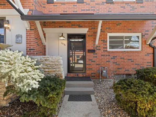 5736 W 97th St, Overland Park, KS 66207