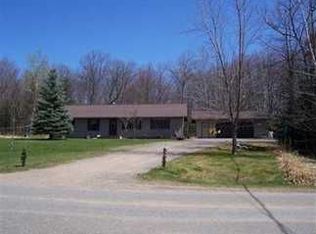141 Michaels Rd, Iron River, MI 49935