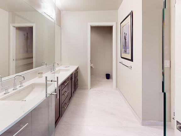 3rd image of 10650 NE 9th Pl Unit 2226