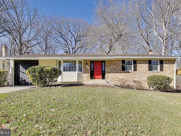 2nd image of 9808 Williamsburg Dr