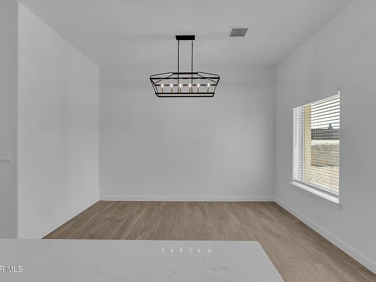 781 Cedarwood Ave — Photo 23
