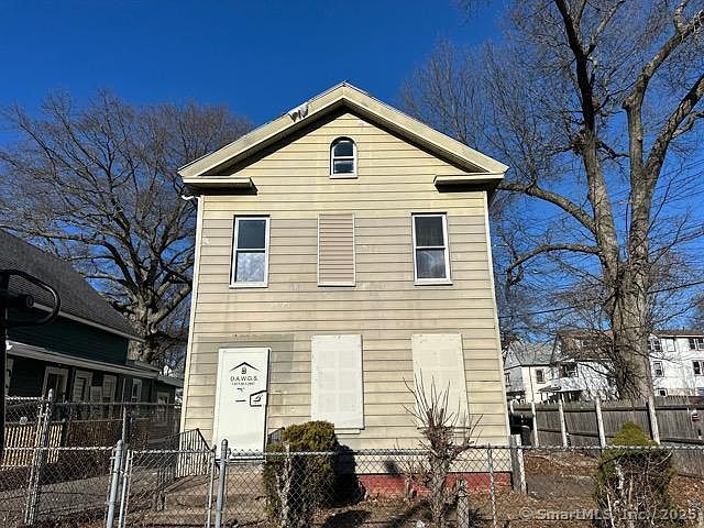 1st image of 173 Rosette Street