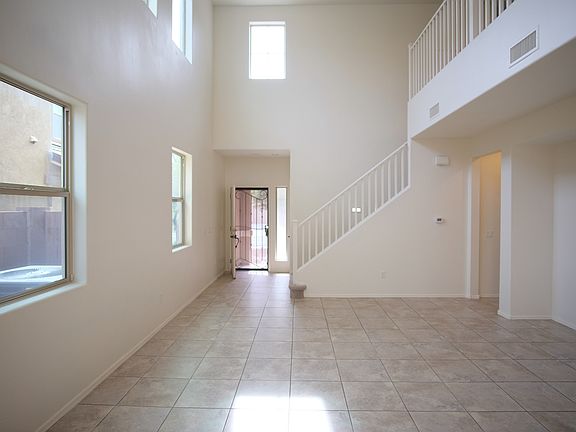4th image of 716 W Calle Canto Sereno