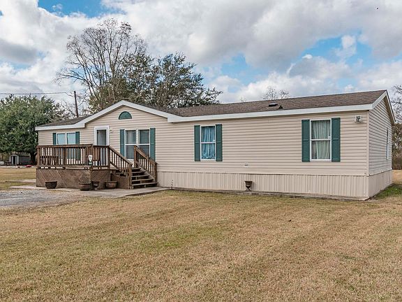 3rd image of 605 Parkway Dr