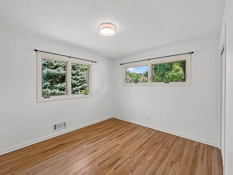 2036 Coral Ln — Photo 17
