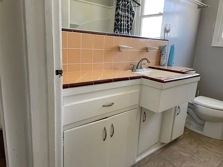 2325 Stearnlee Ave — Photo 12