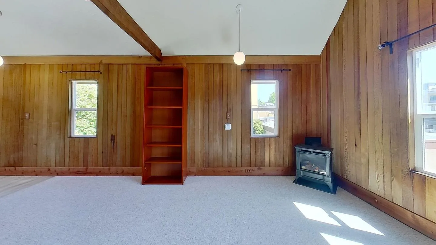 Studio, 420 sqft, $2,440 — Photo 4