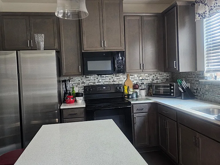 7823 Canterbury Ct — Photo 6