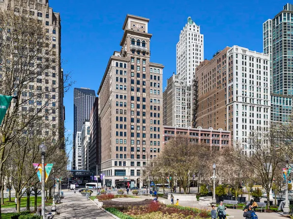 (undisclosed Address), Chicago, IL 60602