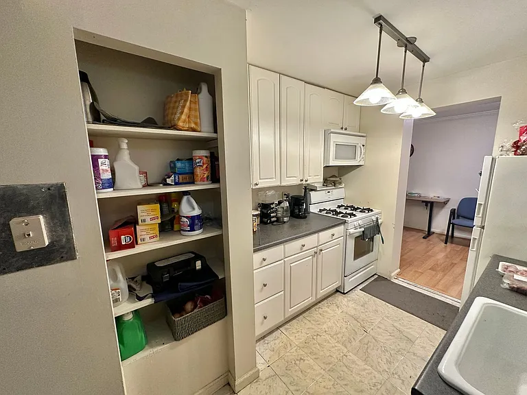 436 N Armistead St #T2 — Photo 7