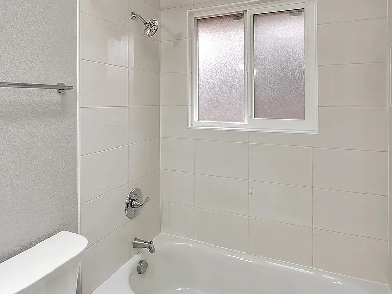 9005 N Peninsular Ave — Photo 15